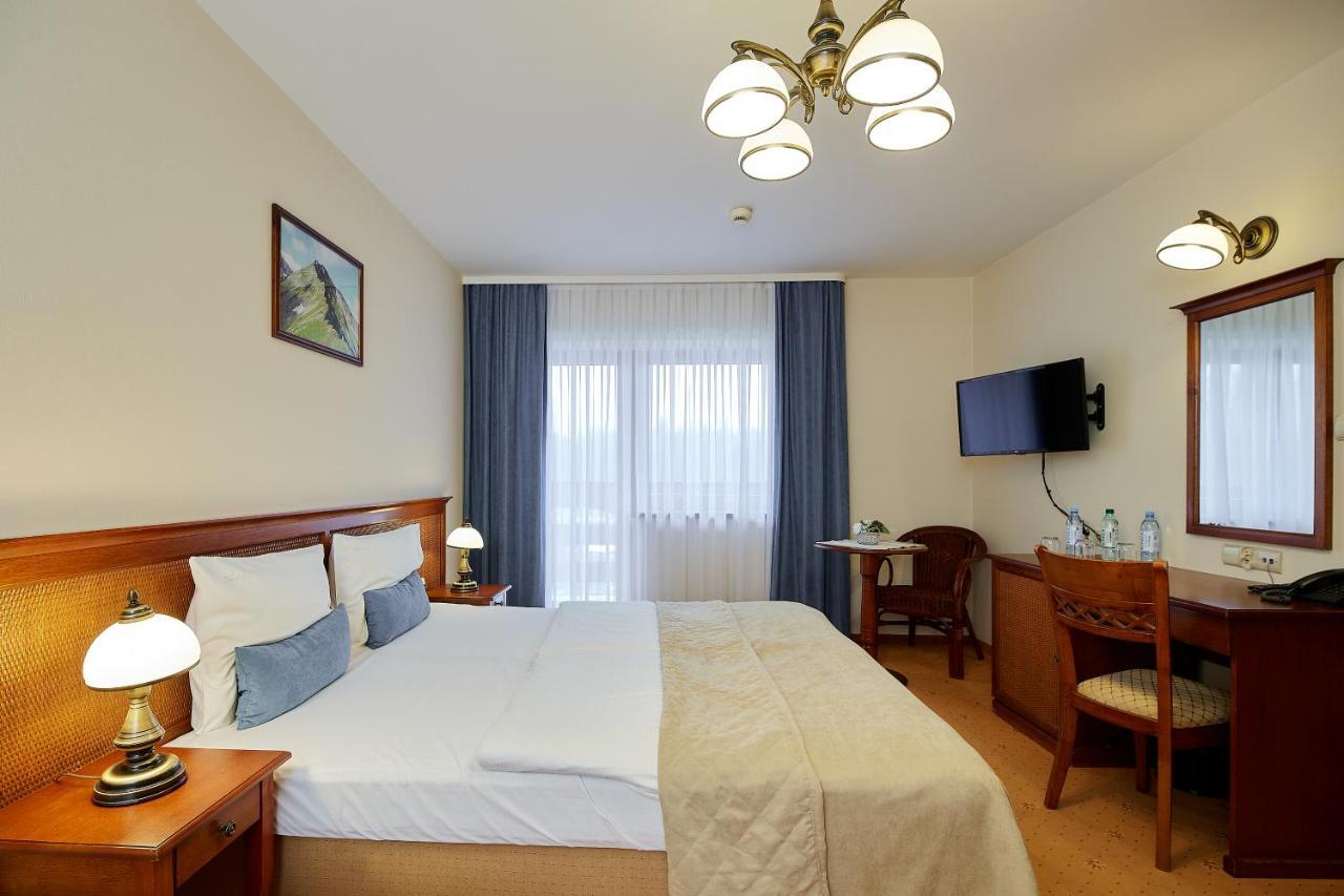 Hotel Burkaty Białka Tatrzańska Exterior photo